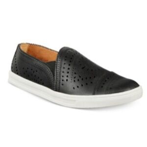 Size 5M American Rag Shannen Slip-on Black Sneaker